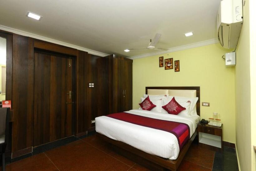 Hotel Titanium Tower Chennai Exterior foto